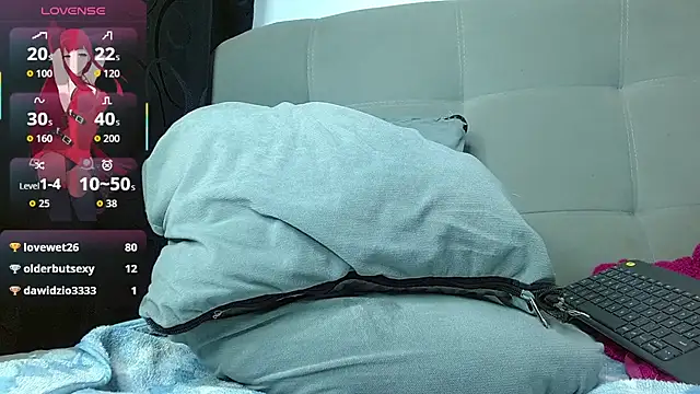 JuliethaFox XXX чат на живо