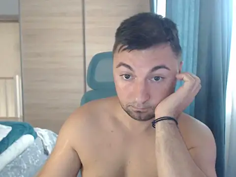 HankMalone's Live XXX Chat