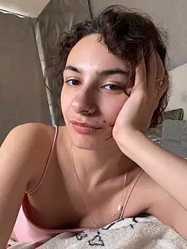 RIANA_SI Adlı Modelin Canlı XXX Sohbeti