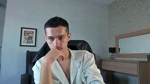 Chatroom XXX en direct de KaydenDrew