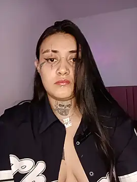دردشة Keyla_Ink الجنسية المباشرة
