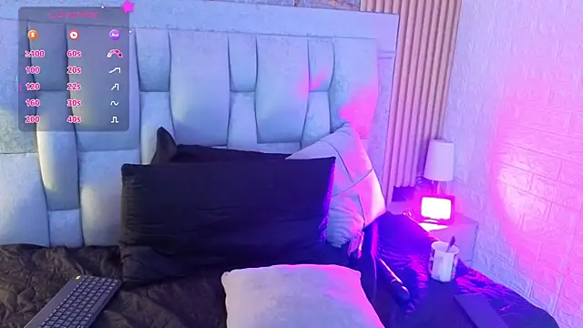 Živý XXX chat AndreinaLopezz