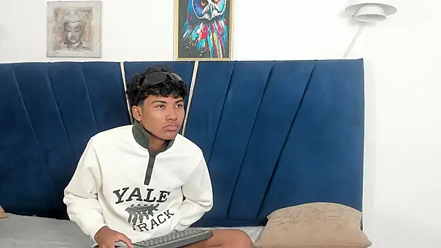 An_fox23 Adlı Modelin Canlı XXX Sohbeti