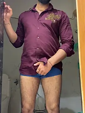 Royalboy_03 Adlı Modelin Canlı XXX Sohbeti