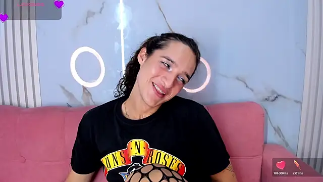 Chat XXX en directo de CandyDance1_