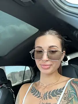 Czat XXX na żywo – Charming_Ritta