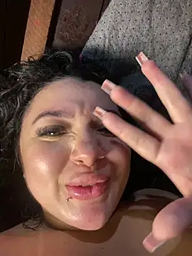 Cam-Yumin Live XXX chat