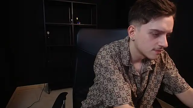 FelixStarkk 라이브 XXX 채팅