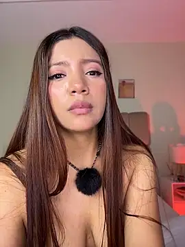 Pushaina__1 live XXX chat