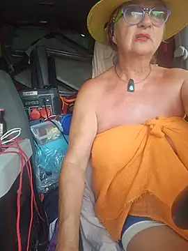 Hot-Muci Live XXX-chat