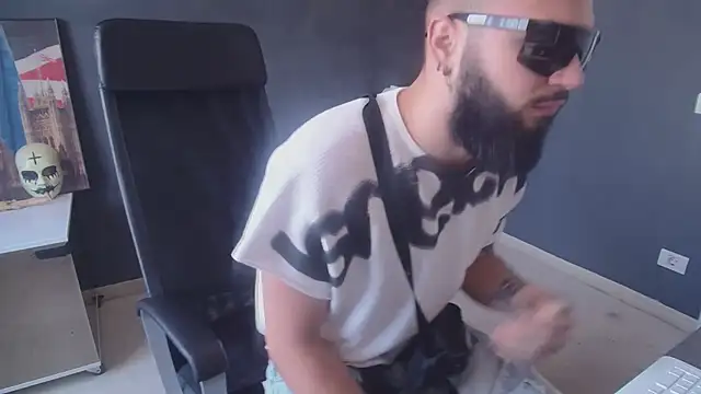 Czat XXX na żywo – OscarWillss