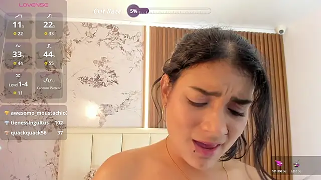Chat XXX en directo de NINAMARTINS