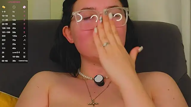 Chatroom XXX en direct de Boobinary