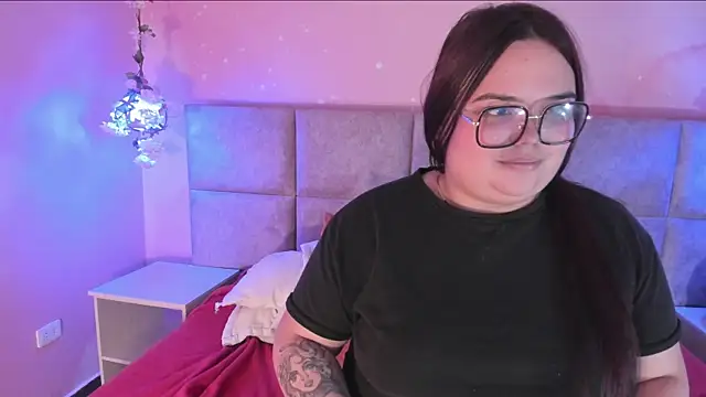 Chat XXX en directo de Lushi_Love