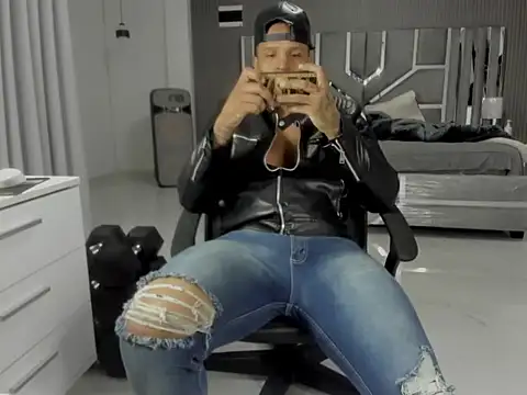 master_leather Chat XXX live