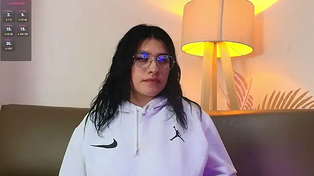 alix_bay's Live XXX Chat