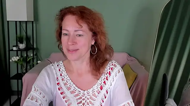 LeticiaRomano Chat XXX live