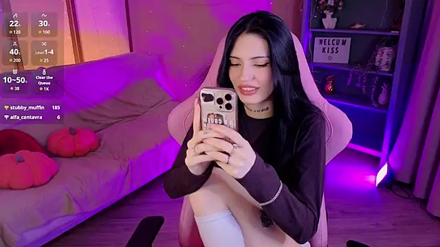 Chat +18 de Kelly__Bunny ao vivo