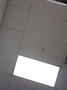 RETURNOFTPNUTS 现场XXX聊天