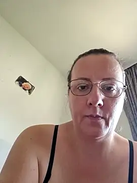 Czat XXX na żywo – Goodass7