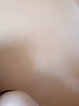 yassmin-- Adlı Modelin Canlı XXX Sohbeti