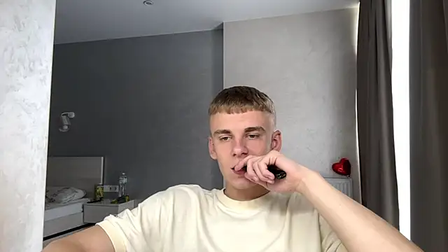 Онлайн чат XXX SoloFury
