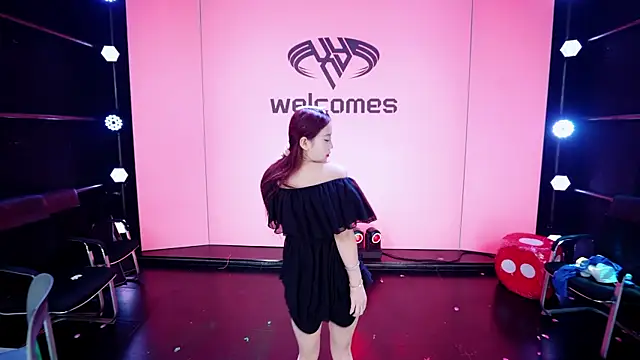 Bri-002 라이브 XXX 채팅