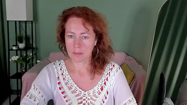 LeticiaRomano XXX чат на живо