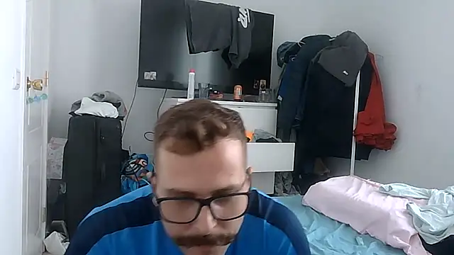 Živý XXX chat yanick931