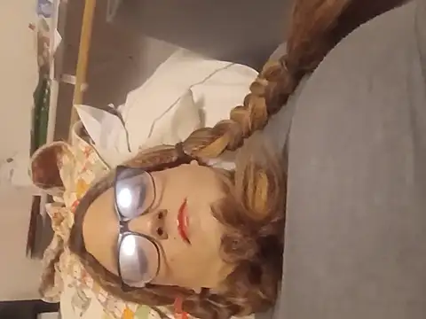 sissytrapdolly24 Webcam show
