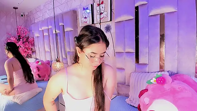 Naomistart's Live XXX Chat