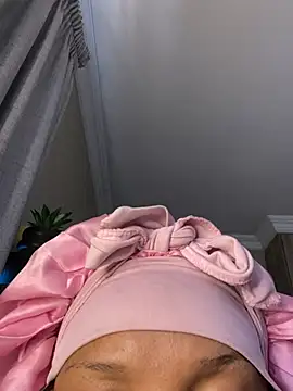 YellowHoneyDip's Webcam Show