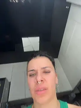 צ'אט XXX בשידור חי של Queen_of_pain