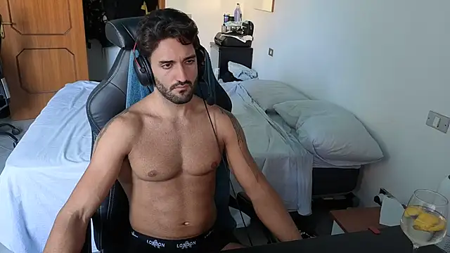 Chat +18 de Al3xox02 ao vivo
