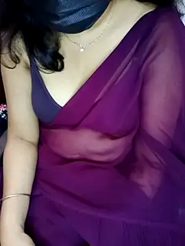 o_yes_bhabhi's Live XXX Chat