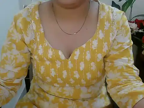 _chitranshi Chat XXX in diretta