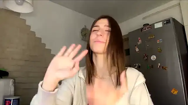 ZaraGuyetten Live XXX chat