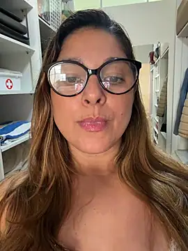 Chat XXX ao vivo de Mariiii_morena