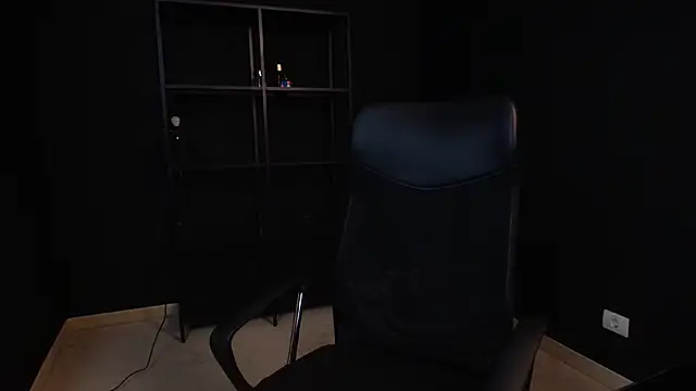 Chat +18 de FelixStarkk ao vivo