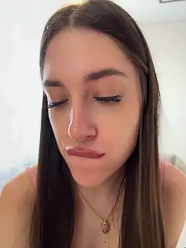 BOOMFOXY's Live XXX Chat