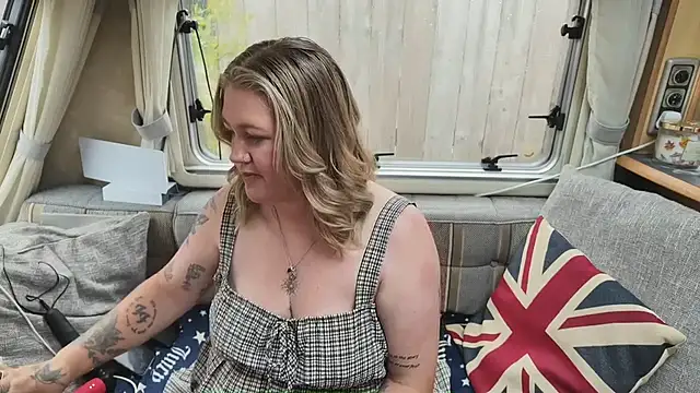 British__Rosie – Live XXX-chat