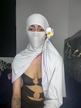 Živý XXX chat _Zahiira_