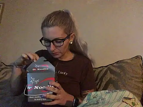 xxamyleighxx's Live XXX Chat