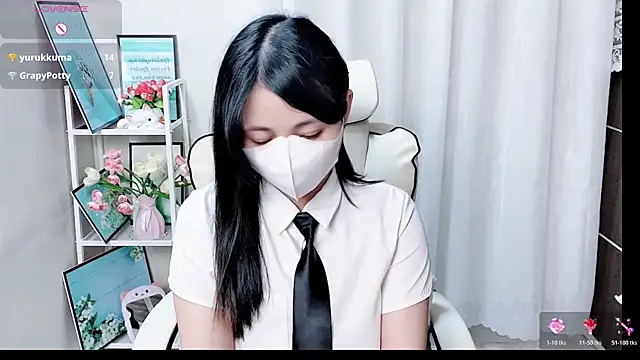 Clover_Nhi's Live XXX Chat