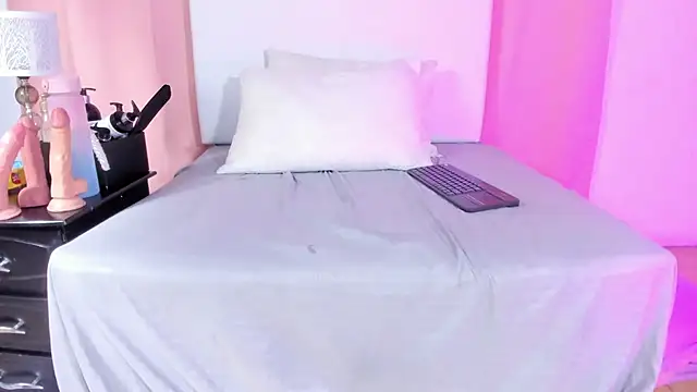 Celeste_Rox 现场XXX聊天