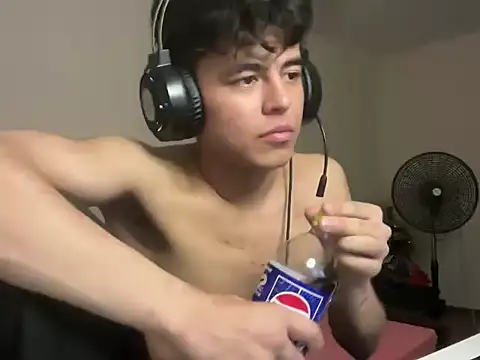 Chat XXX ao vivo de ToddWarren