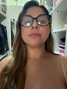 Chat XXX ao vivo de Mariiii_morena