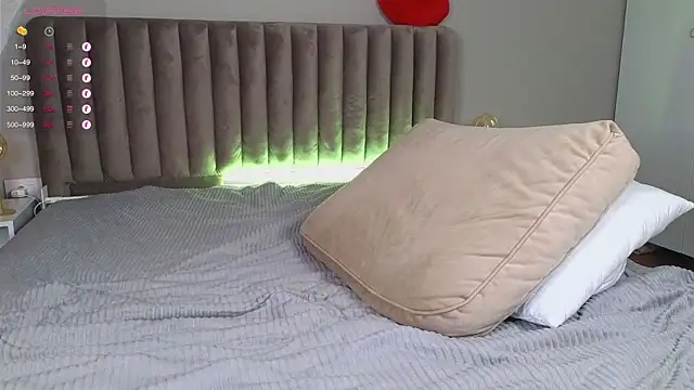 denlover1 Live XXX Chat