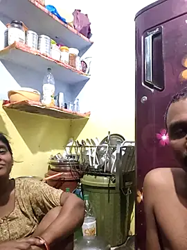 Priyasexcpl's Live XXX Chat