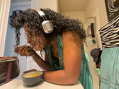 wynterheat live XXX chat